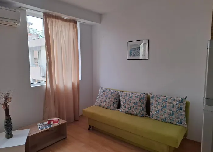 Salena Sluneční pobřeží